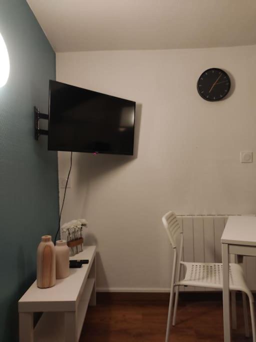 Studio Remois - Wifi/Netflix Reims Extérieur photo